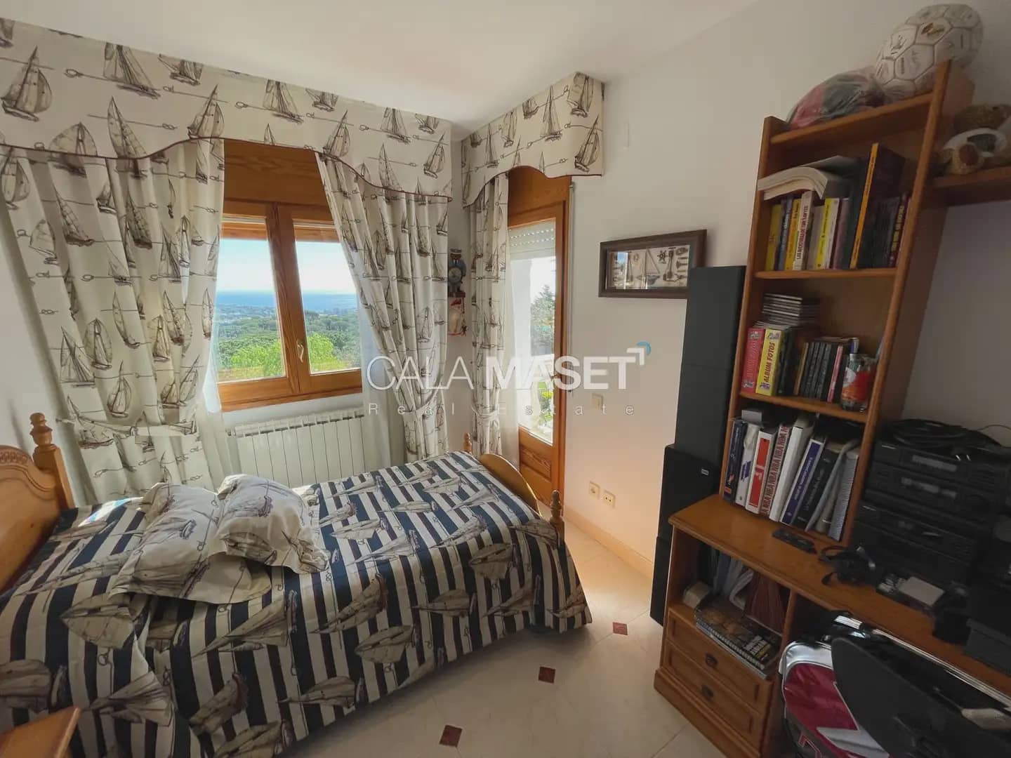 4 slaapkamer Villa te koop in Platja d'Aro met garage - € 590.000 (Ref: 9890800)