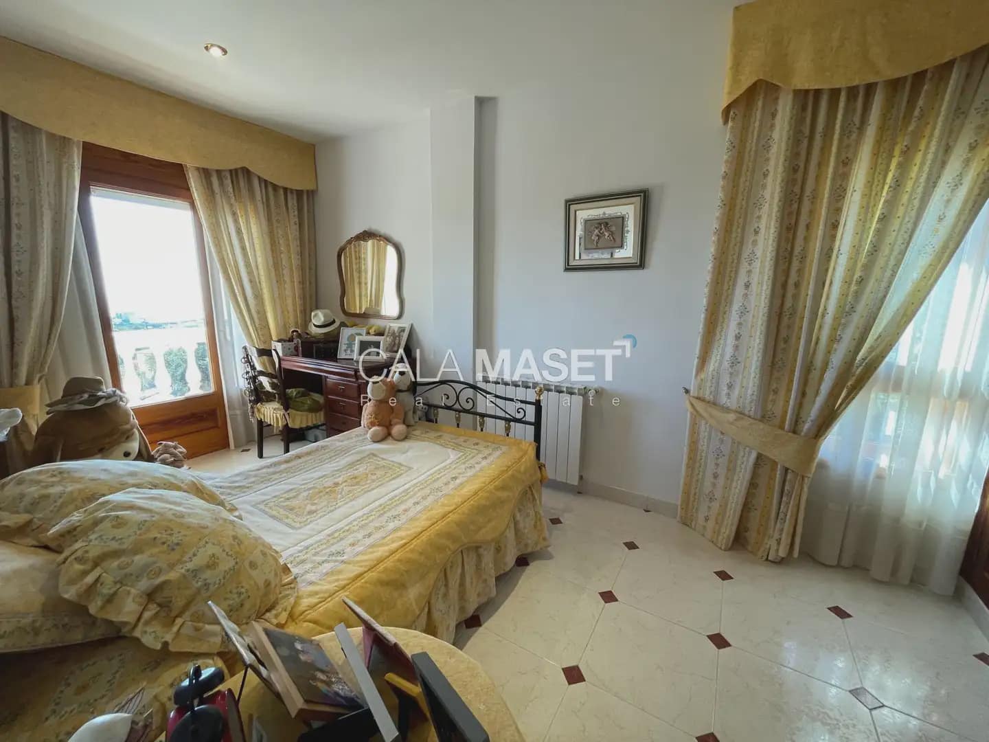 4 slaapkamer Villa te koop in Platja d'Aro met garage - € 590.000 (Ref: 9890800)