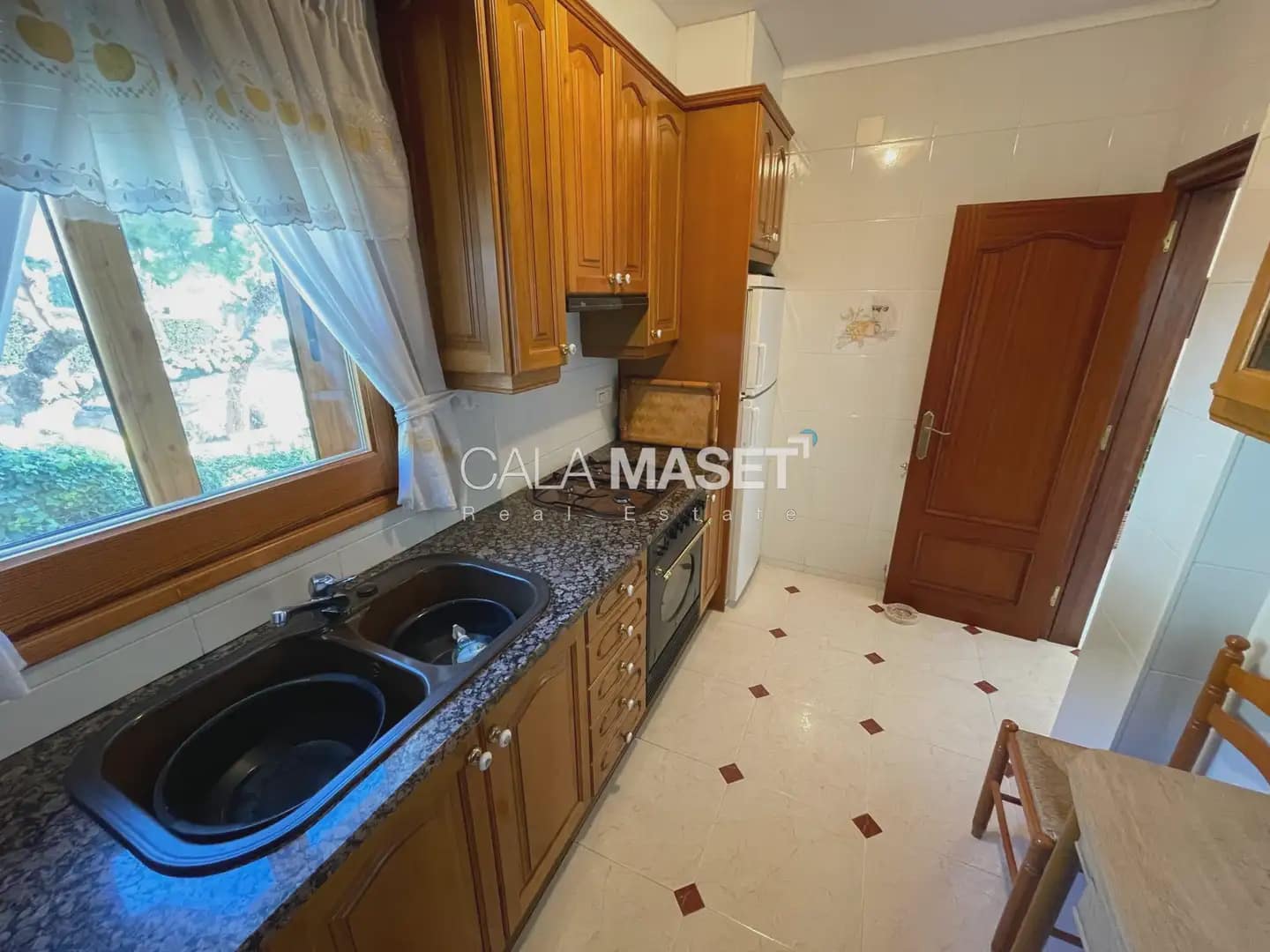 4 slaapkamer Villa te koop in Platja d'Aro met garage - € 590.000 (Ref: 9890800)
