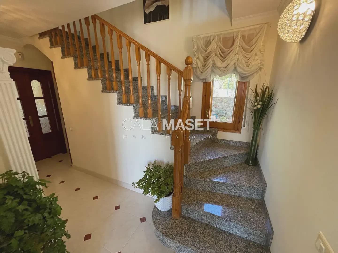 4 slaapkamer Villa te koop in Platja d'Aro met garage - € 590.000 (Ref: 9890800)