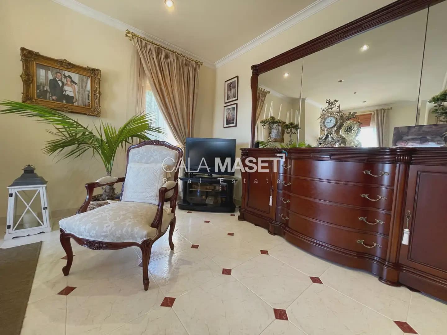 4 slaapkamer Villa te koop in Platja d'Aro met garage - € 590.000 (Ref: 9890800)