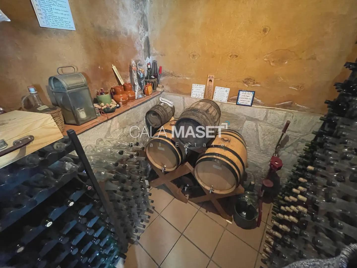 4 slaapkamer Villa te koop in Platja d'Aro met garage - € 590.000 (Ref: 9890800)
