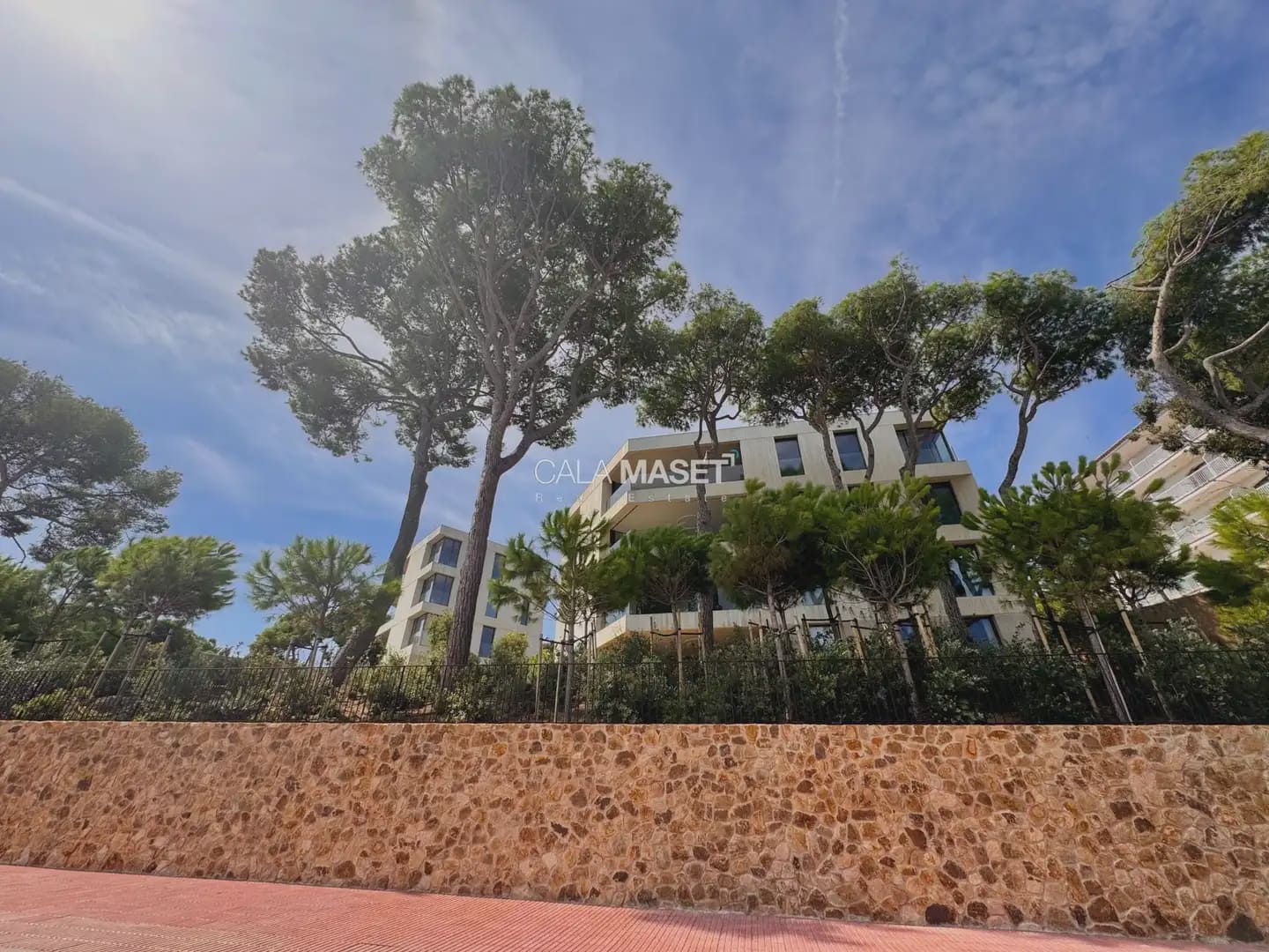 3 soveværelse Lejlighed til salg i Sant Feliu de Guixols med garage - € 2.640.000 (Ref: 9890801)