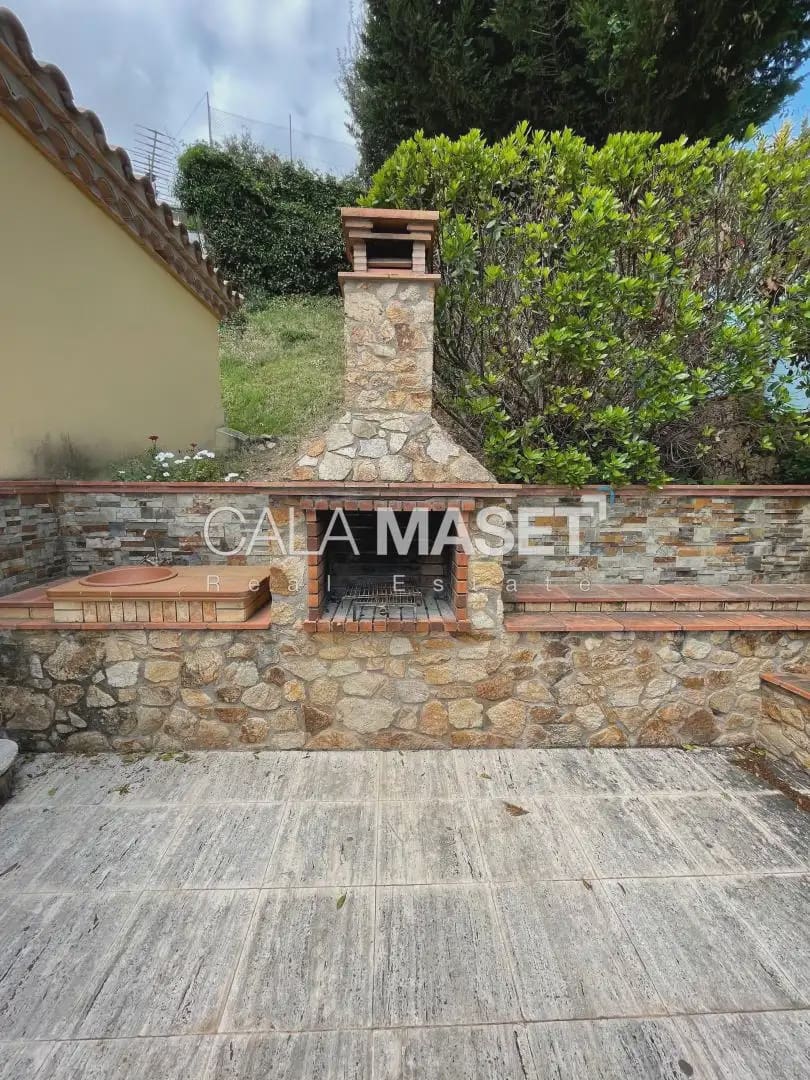 Chalet de 3 habitaciones en Castell-Platja d'Aro en venta con garaje - 790.000 € (Ref: 9890802)