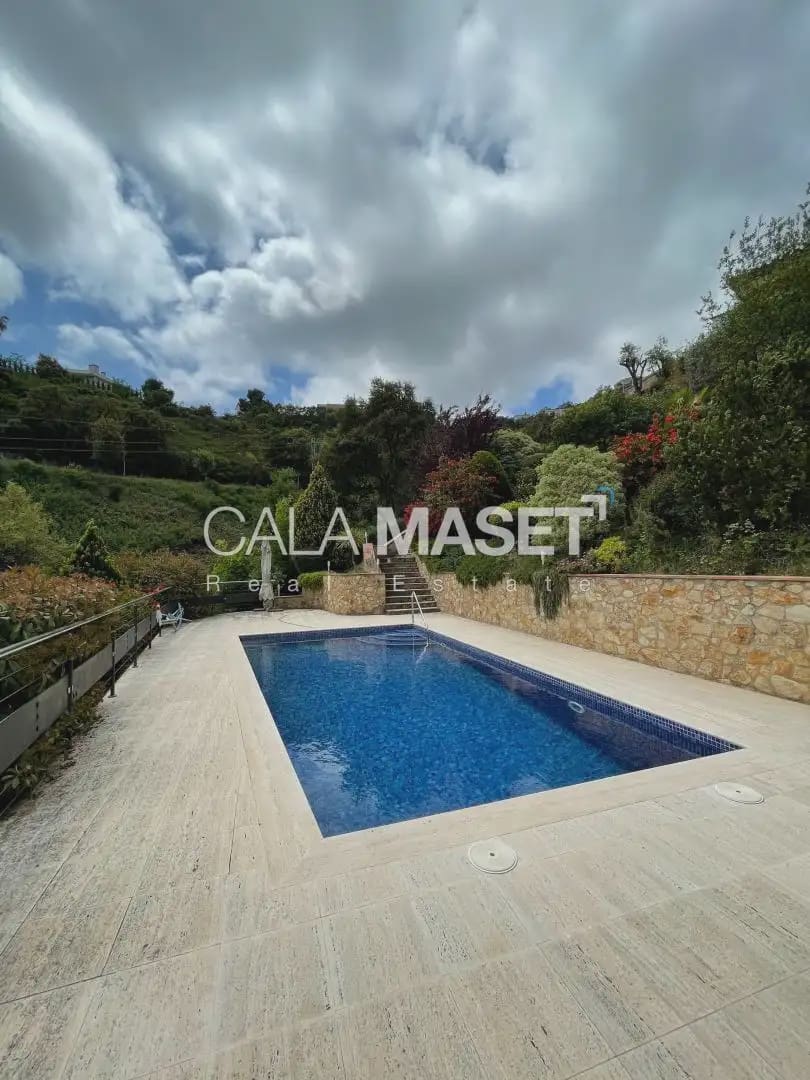 Chalet de 3 habitaciones en Castell-Platja d'Aro en venta con garaje - 790.000 € (Ref: 9890802)