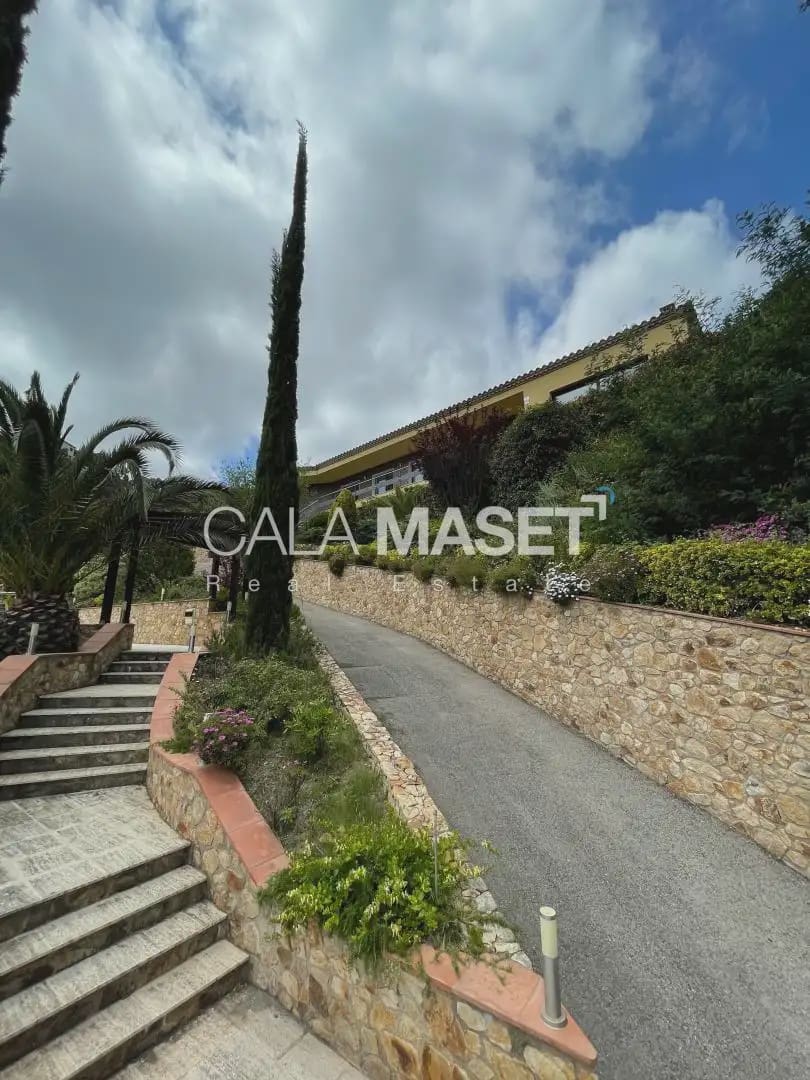 Chalet de 3 habitaciones en Castell-Platja d'Aro en venta con garaje - 790.000 € (Ref: 9890802)