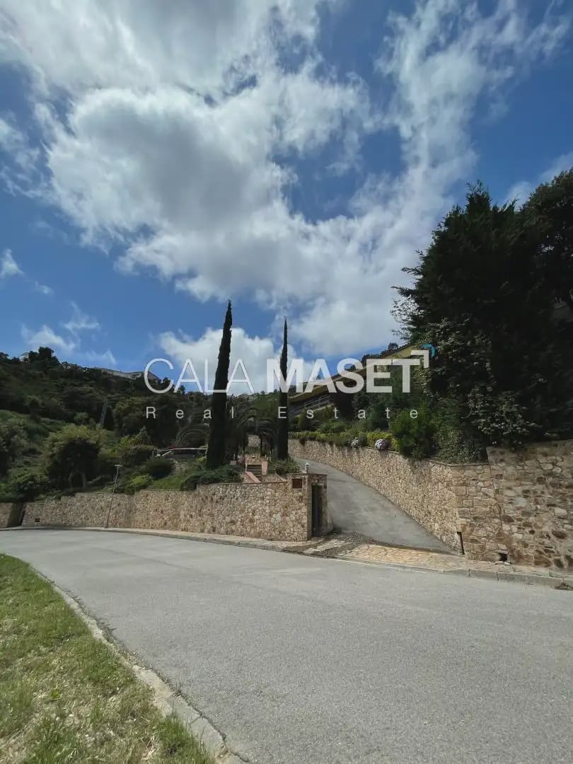 Chalet de 3 habitaciones en Castell-Platja d'Aro en venta con garaje - 790.000 € (Ref: 9890802)