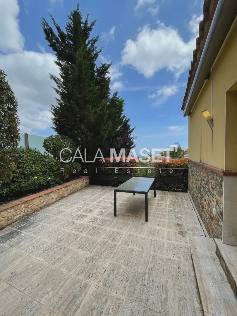 Chalet de 3 habitaciones en Castell-Platja d'Aro en venta con garaje - 790.000 € (Ref: 9890802)