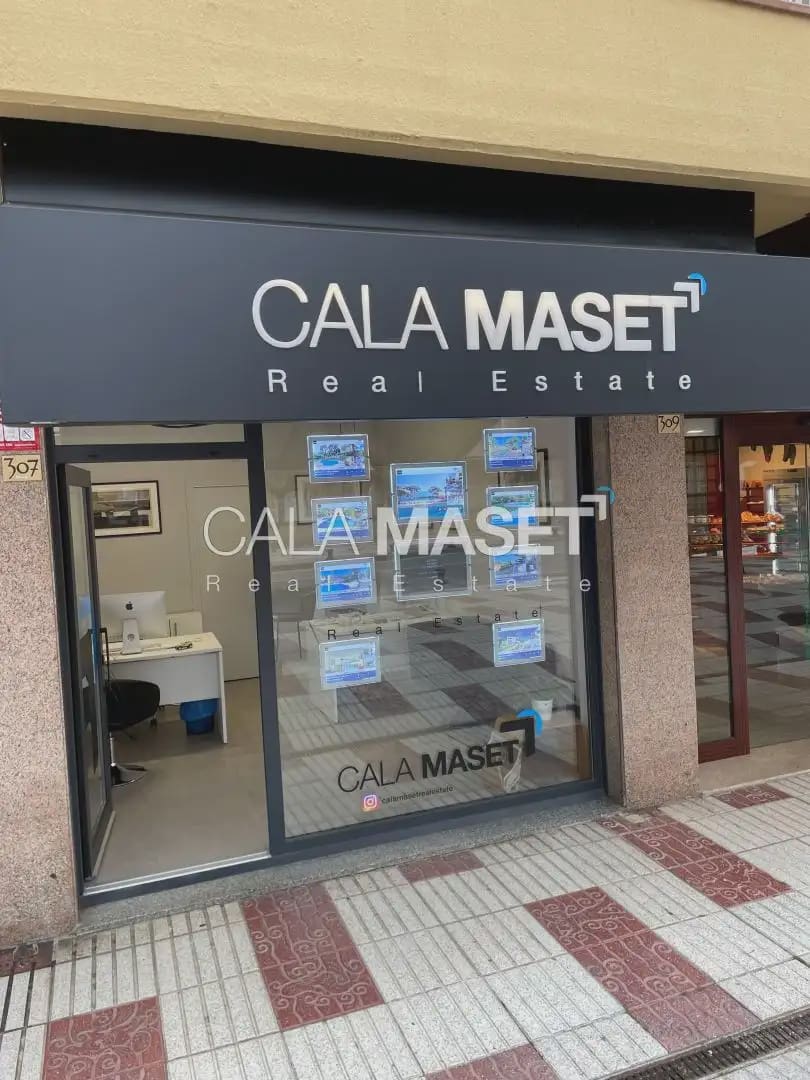 Chalet de 3 habitaciones en Castell-Platja d'Aro en venta con garaje - 790.000 € (Ref: 9890802)