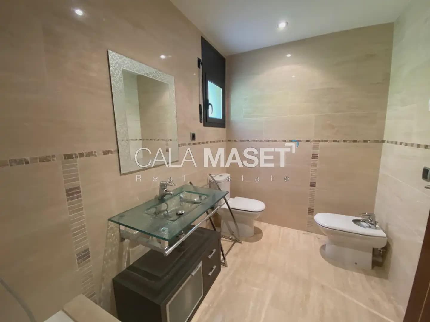 Chalet de 3 habitaciones en Castell-Platja d'Aro en venta con garaje - 790.000 € (Ref: 9890802)