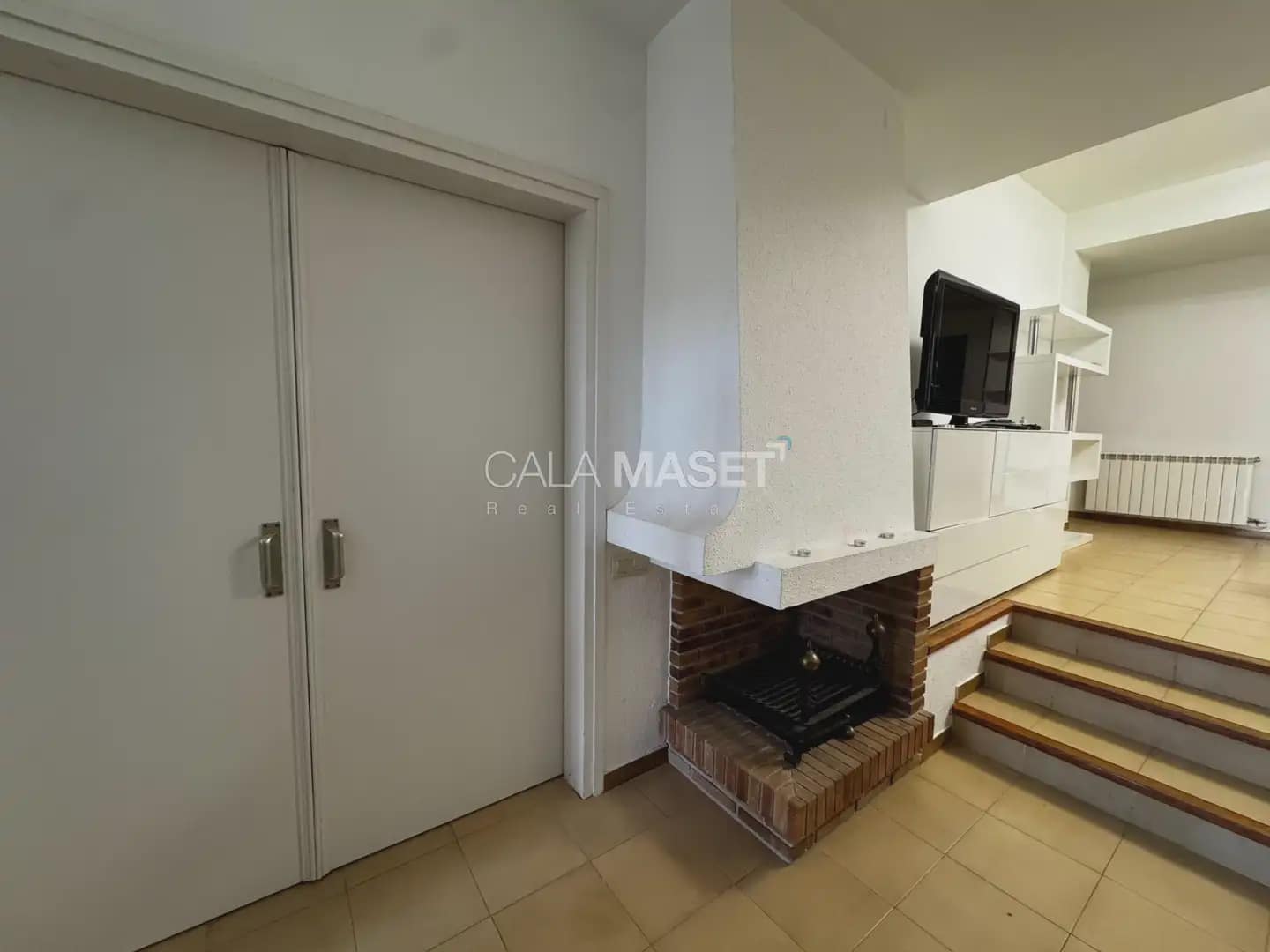 3 bedroom Flat for sale in Platja d'Aro with pool - € 400,000 (Ref: 9890804)