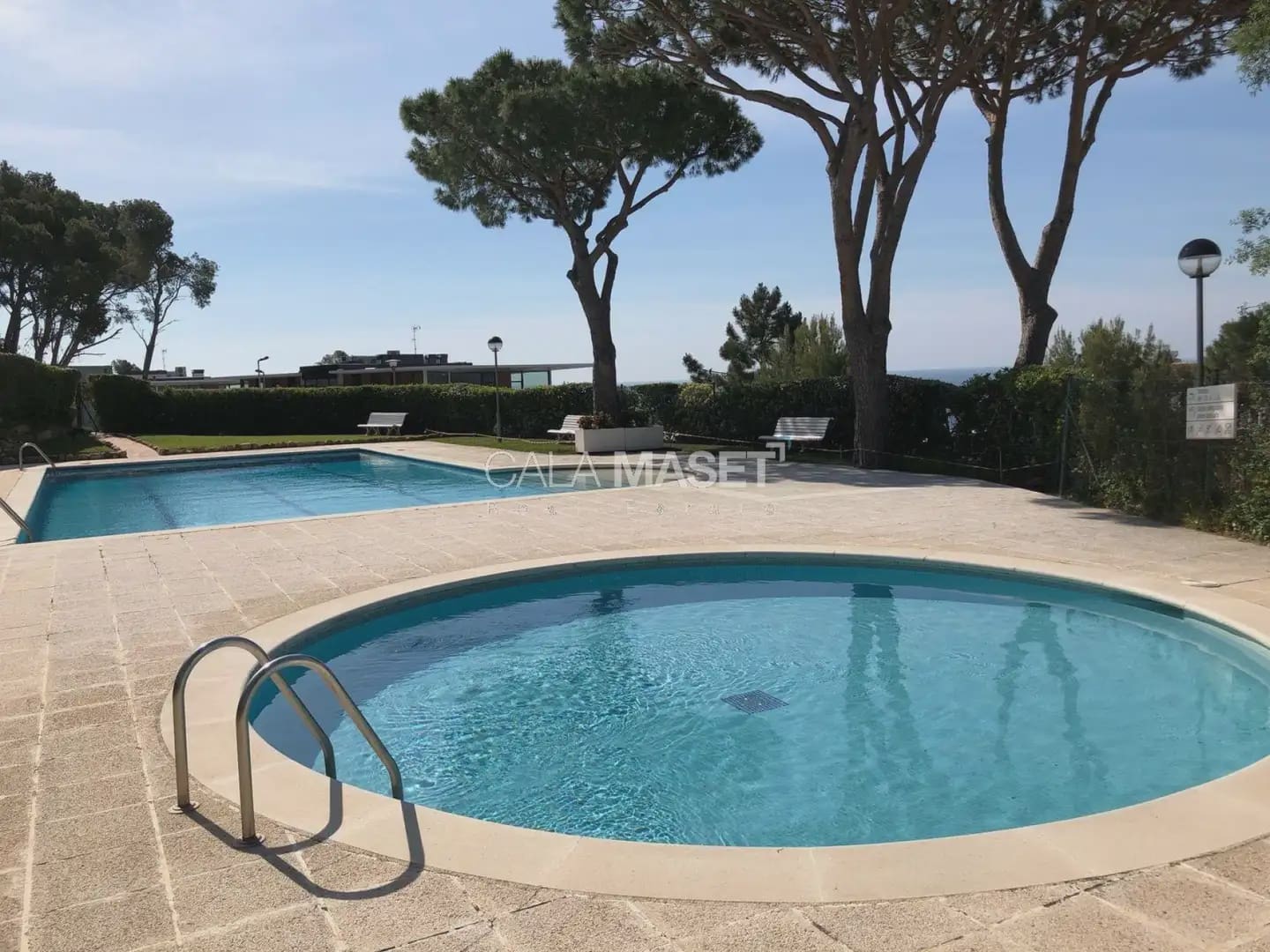 3 bedroom Flat for sale in Platja d'Aro with pool - € 400,000 (Ref: 9890804)
