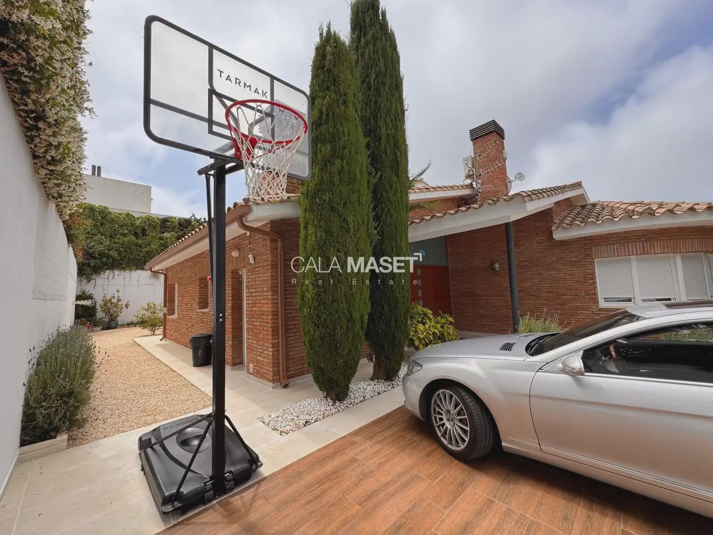 5 bedroom Villa for sale in Castell d'Aro with pool garage - € 2,600,000 (Ref: 9890805)