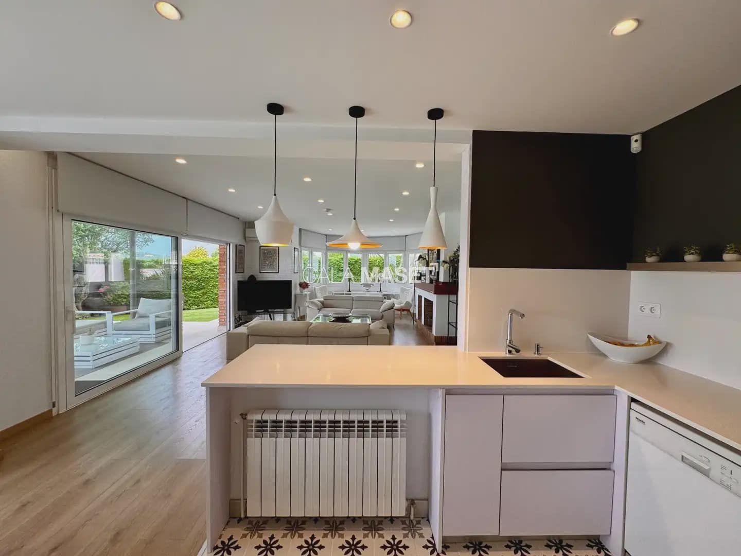 5 bedroom Villa for sale in Castell d'Aro with pool garage - € 2,600,000 (Ref: 9890805)