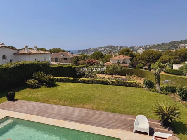 Chalet de 5 habitaciones en Castell d'Aro, Castell-Platja d'Aro en venta con piscina garaje - 2.600.000 € (Ref: 9890805)