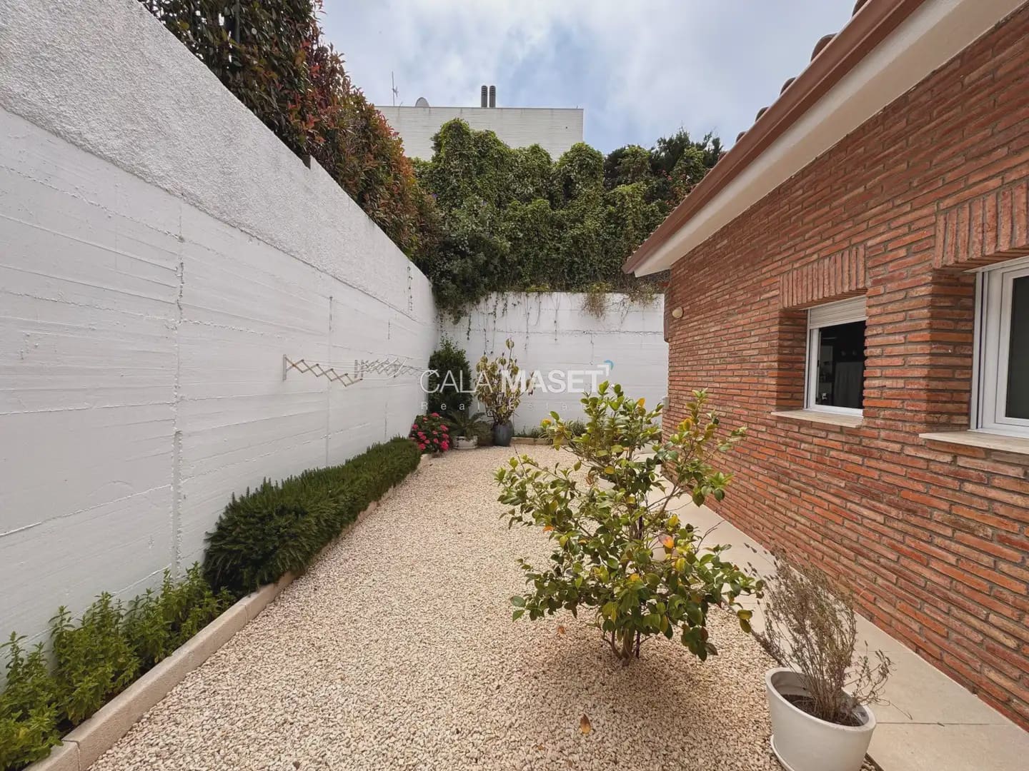 5 bedroom Villa for sale in Castell d'Aro with pool garage - € 2,600,000 (Ref: 9890805)