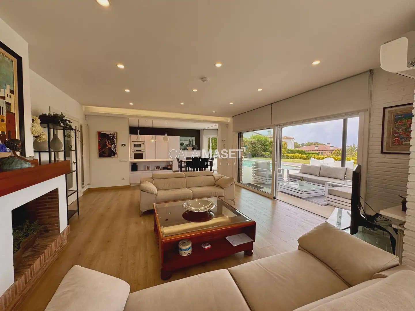 5 bedroom Villa for sale in Castell d'Aro with pool garage - € 2,600,000 (Ref: 9890805)