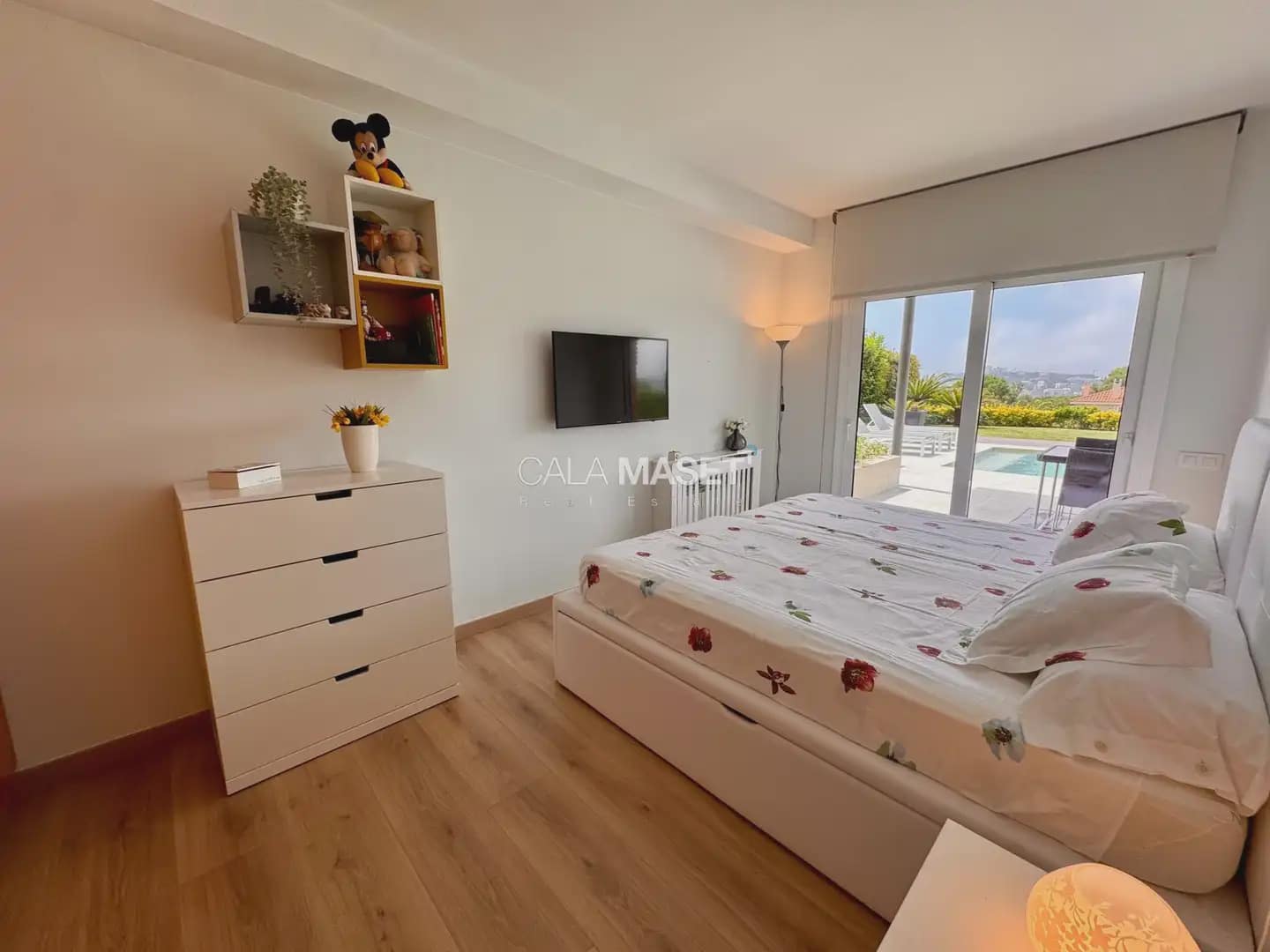 5 bedroom Villa for sale in Castell d'Aro with pool garage - € 2,600,000 (Ref: 9890805)