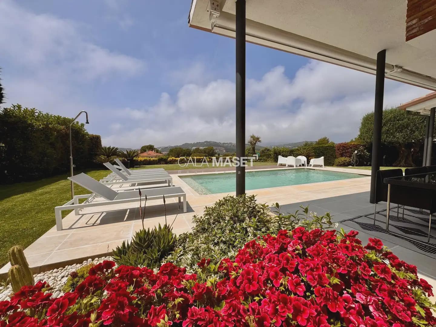 5 bedroom Villa for sale in Castell d'Aro with pool garage - € 2,600,000 (Ref: 9890805)