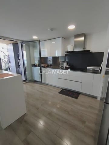 3 soveværelse Lejlighed til salg i Platja d'Aro, Castell-Platja d'Aro med garage - € 950.000 (Ref: 9890806)