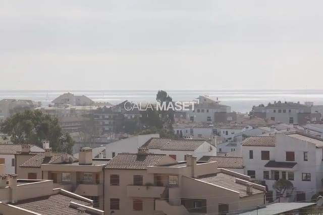 5 bedroom Villa for sale in Calonge i Sant Antoni with garage - € 1,950,000 (Ref: 9890809)