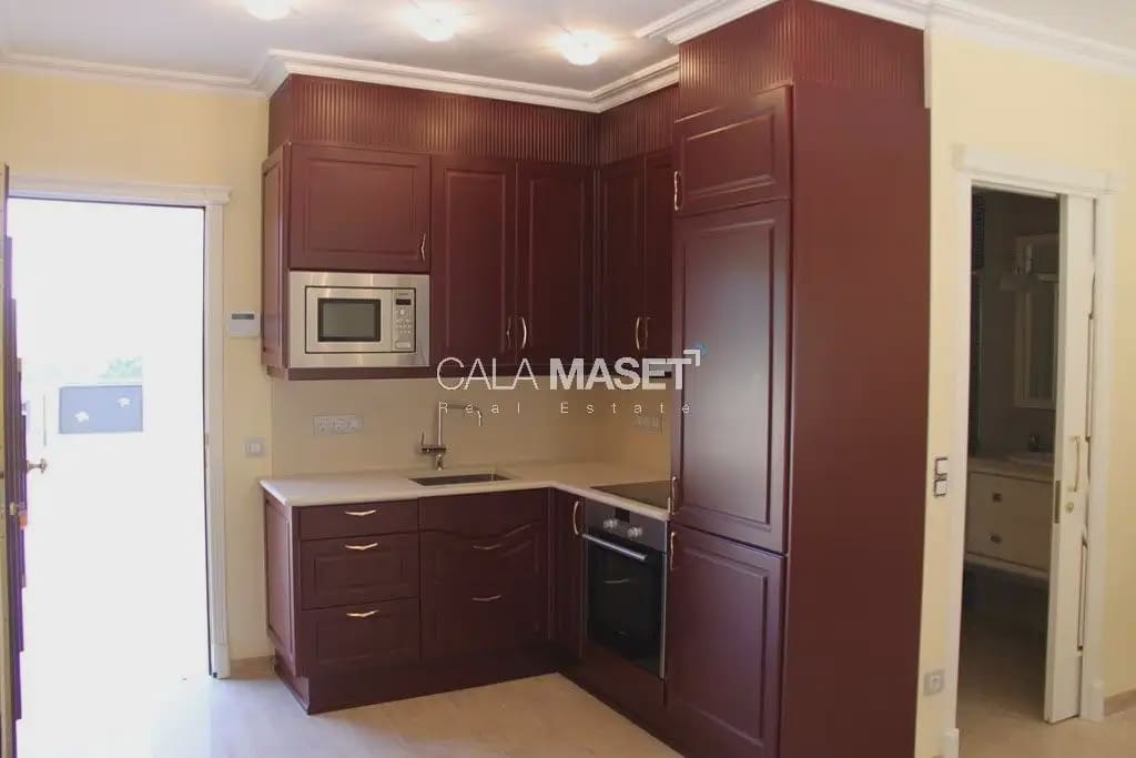 5 bedroom Villa for sale in Calonge i Sant Antoni with garage - € 1,950,000 (Ref: 9890809)