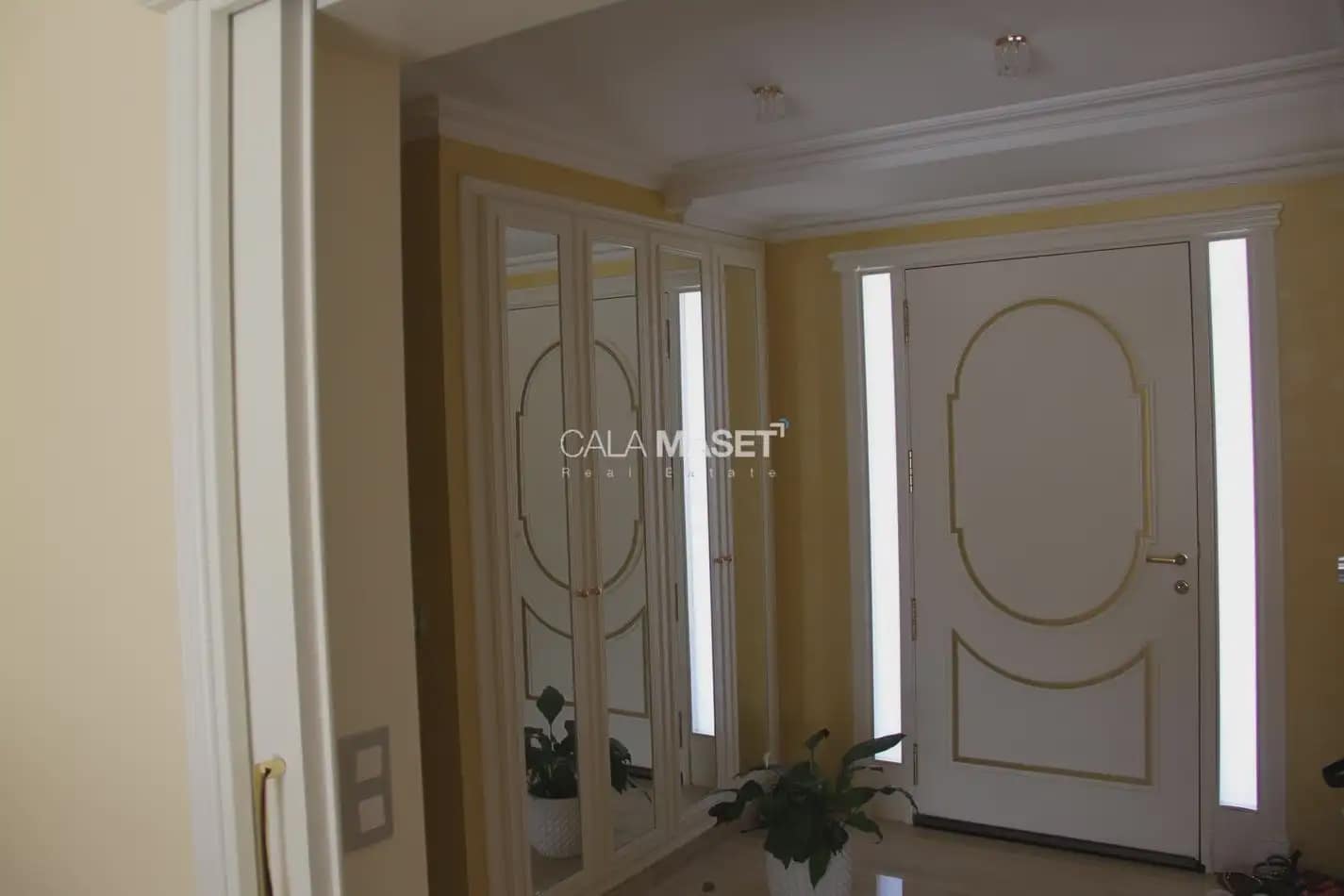 5 bedroom Villa for sale in Calonge i Sant Antoni with garage - € 1,950,000 (Ref: 9890809)