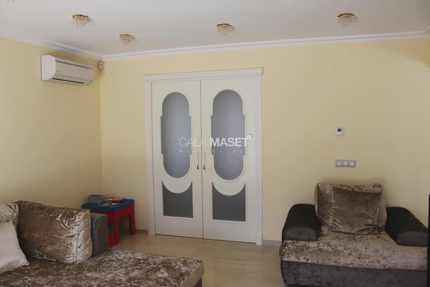 5 bedroom Villa for sale in Calonge i Sant Antoni with garage - € 1,950,000 (Ref: 9890809)