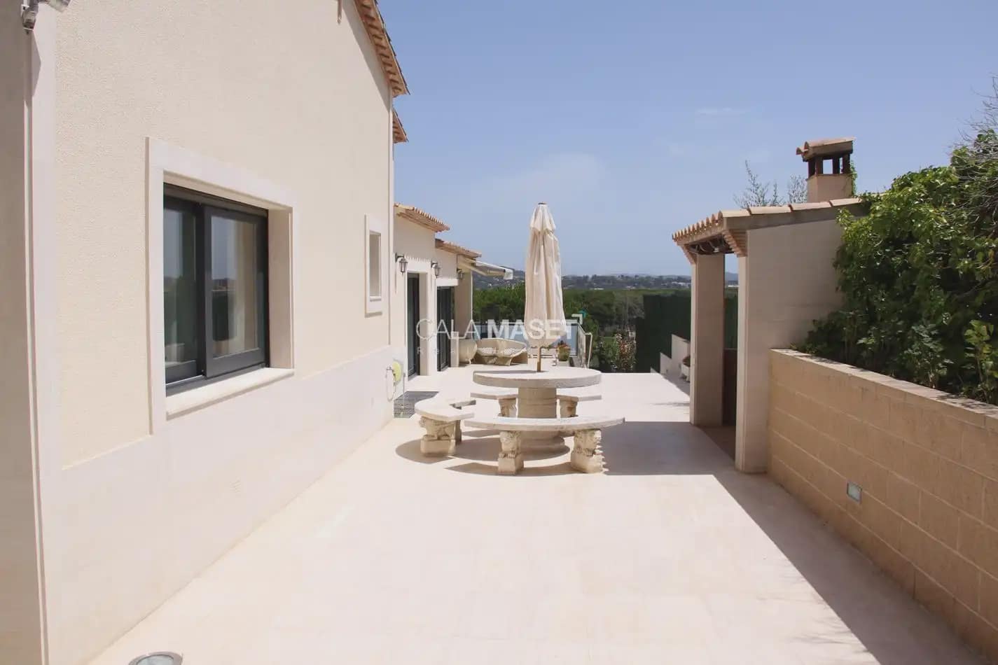 5 bedroom Villa for sale in Calonge i Sant Antoni with garage - € 1,950,000 (Ref: 9890809)