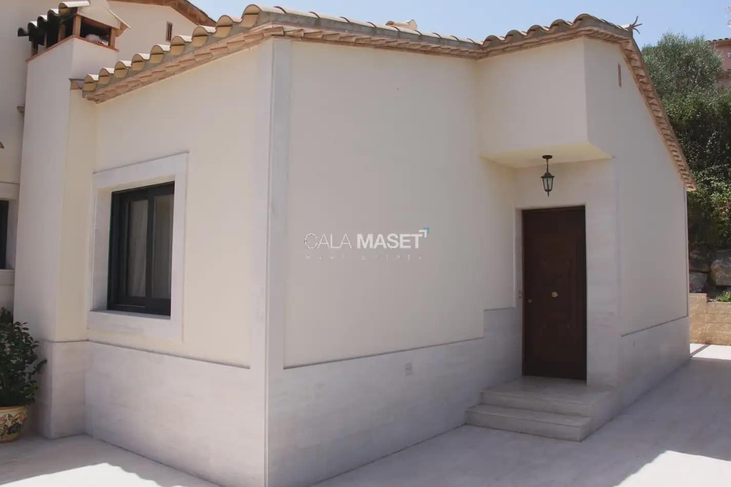 5 bedroom Villa for sale in Calonge i Sant Antoni with garage - € 1,950,000 (Ref: 9890809)