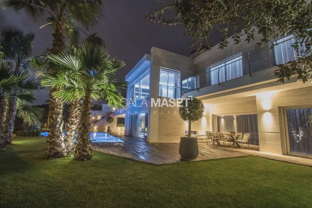 5 quarto Moradia para venda em Castell-Platja d'Aro com garagem - 3 100 000 € (Ref: 9890810)