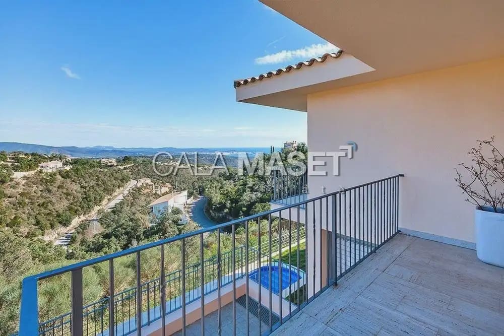 3 bedroom Villa for sale in Castell d'Aro - € 978,000 (Ref: 9890813)