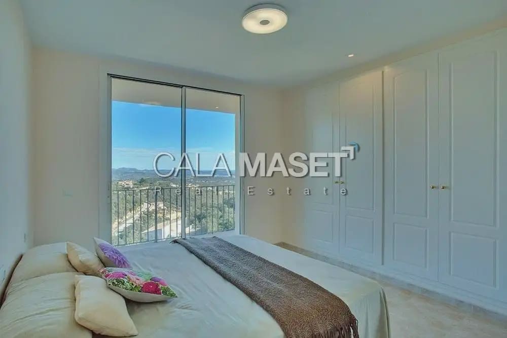 3 bedroom Villa for sale in Castell d'Aro - € 978,000 (Ref: 9890813)