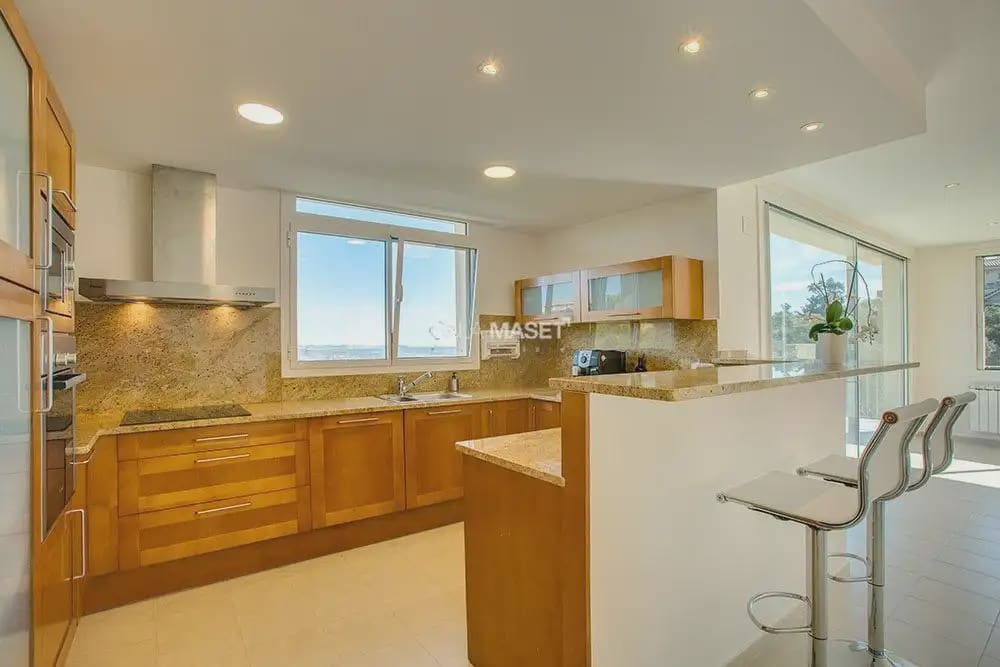 3 bedroom Villa for sale in Castell d'Aro - € 978,000 (Ref: 9890813)
