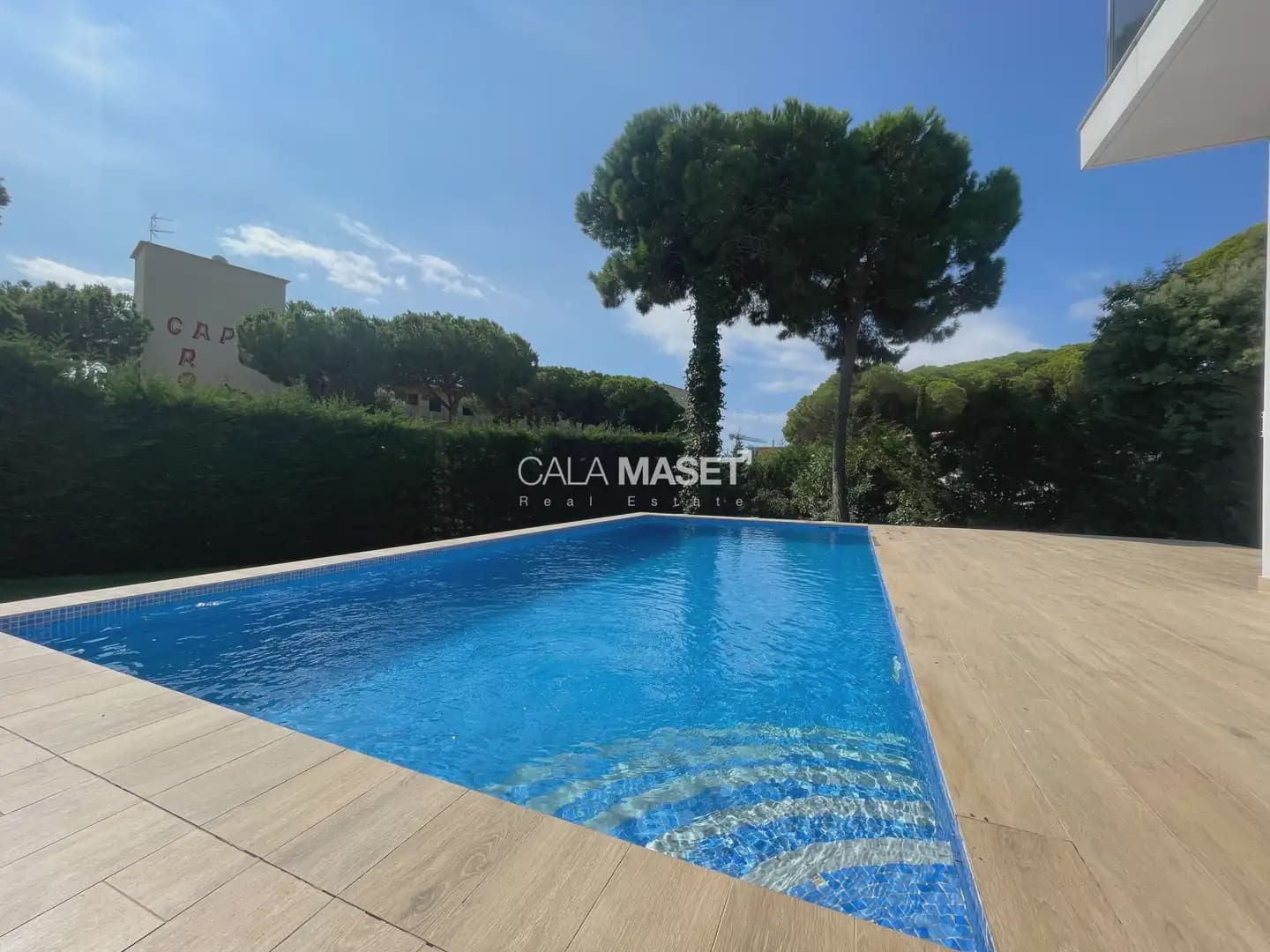 5 slaapkamer Villa te koop in Platja d'Aro met zwembad garage - € 1.350.000 (Ref: 9890814)
