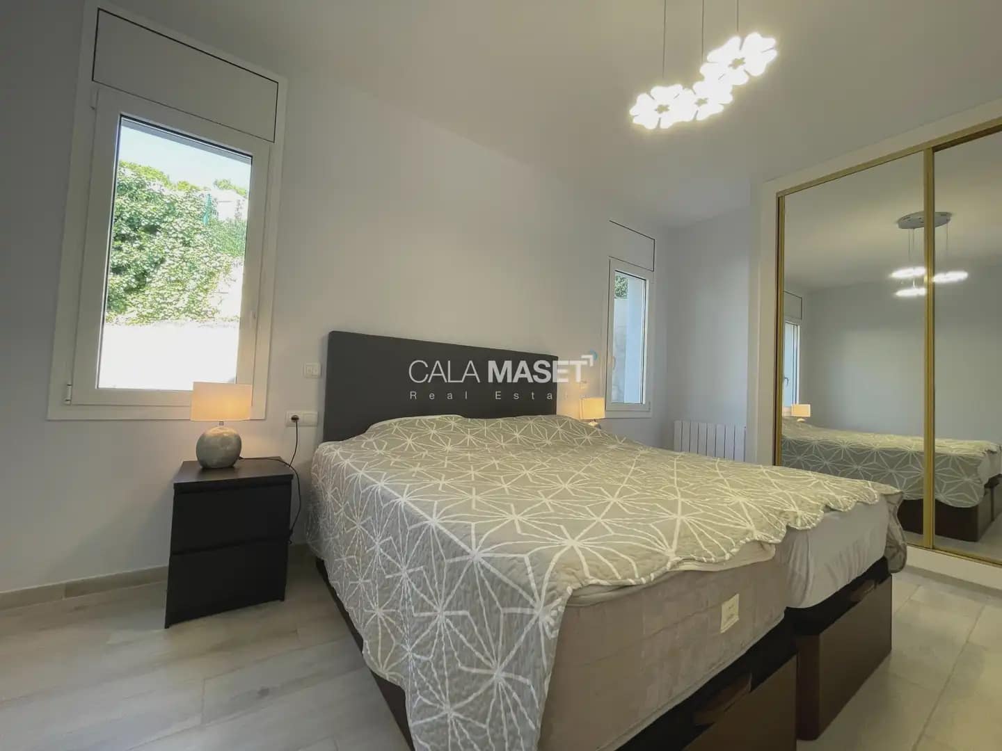 5 slaapkamer Villa te koop in Platja d'Aro met zwembad garage - € 1.350.000 (Ref: 9890814)