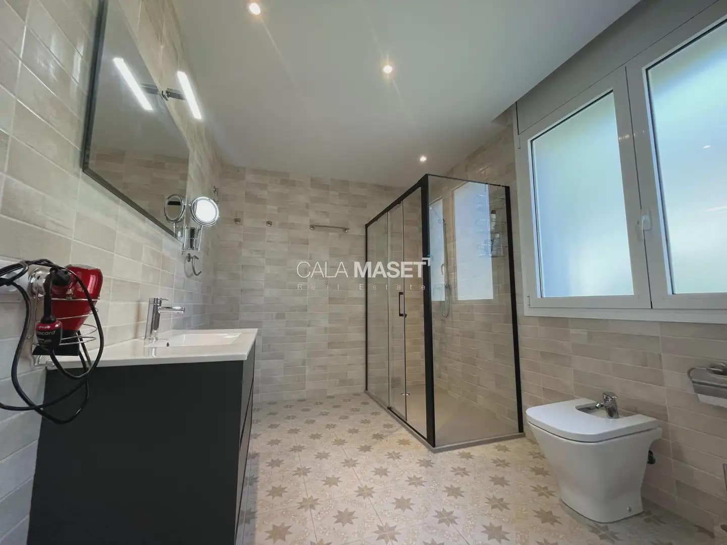 5 slaapkamer Villa te koop in Platja d'Aro met zwembad garage - € 1.350.000 (Ref: 9890814)