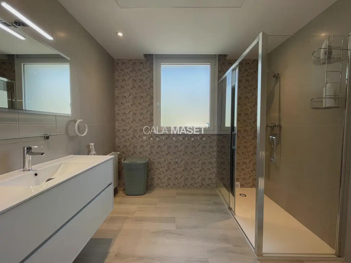 5 slaapkamer Villa te koop in Platja d'Aro met zwembad garage - € 1.350.000 (Ref: 9890814)