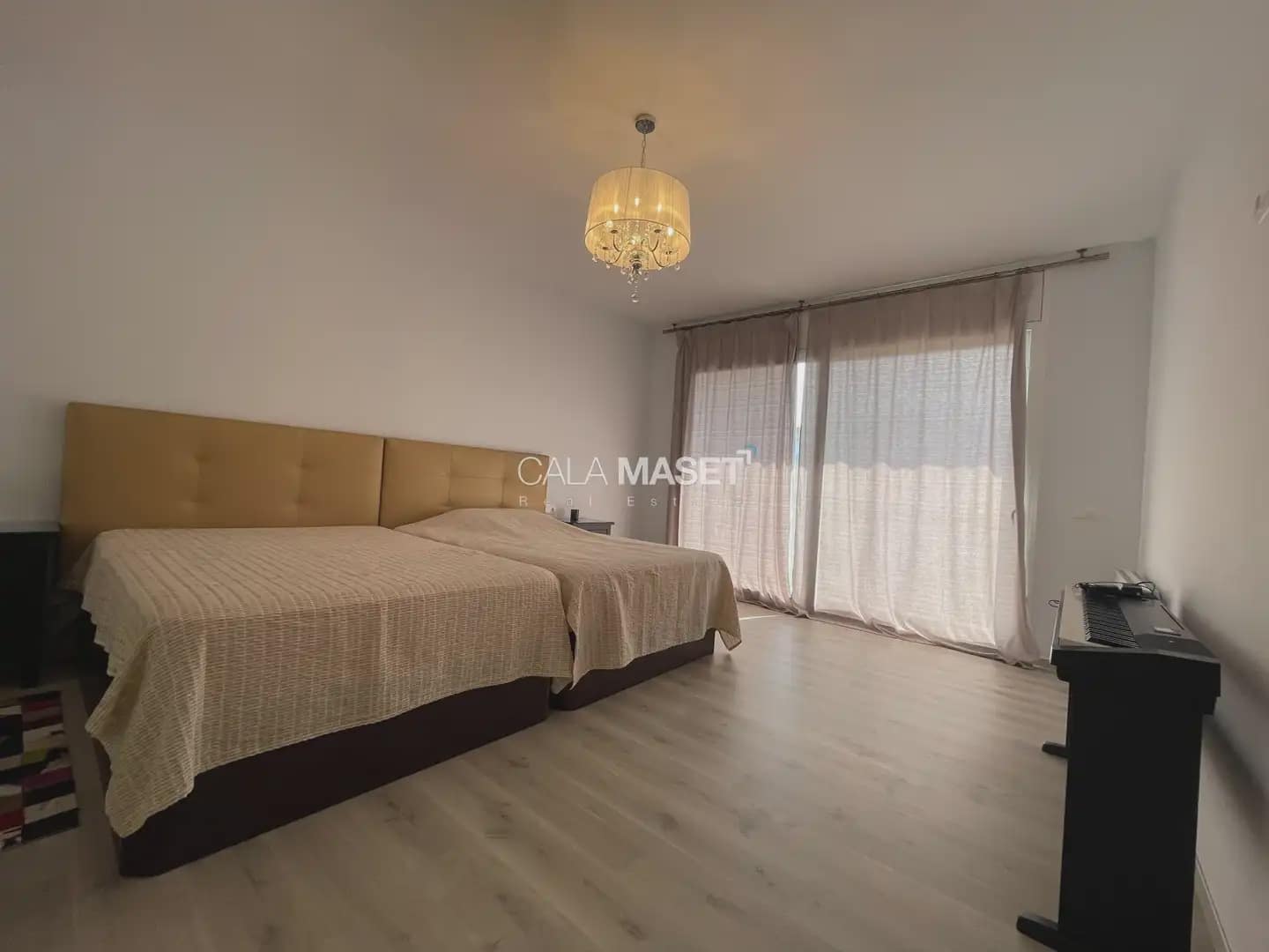 5 slaapkamer Villa te koop in Platja d'Aro met zwembad garage - € 1.350.000 (Ref: 9890814)