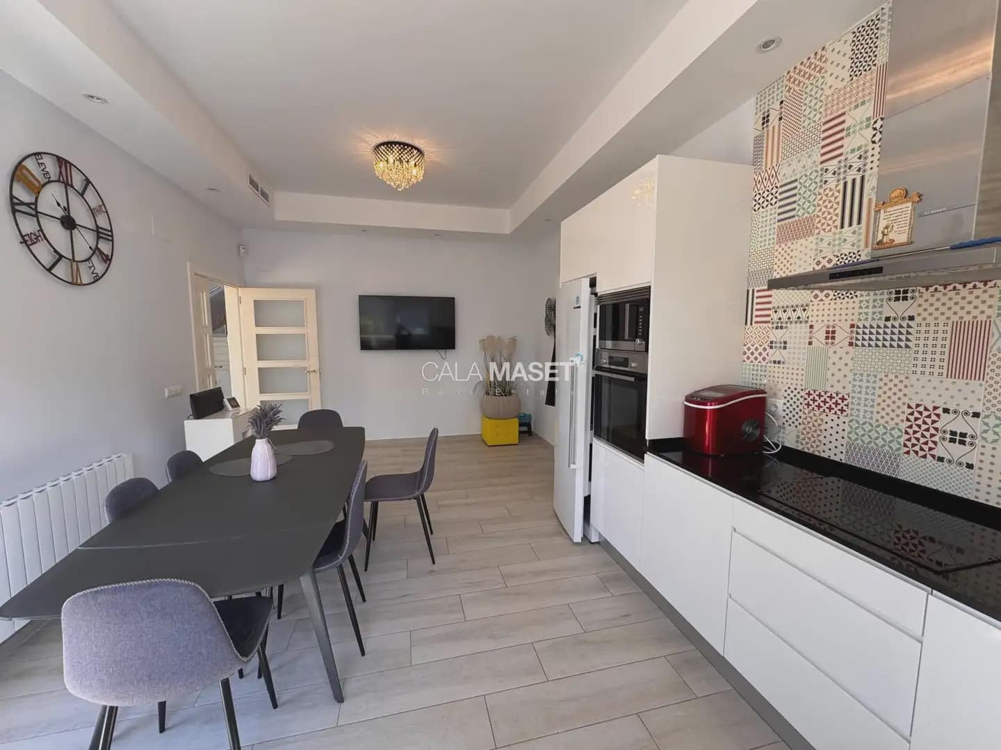 5 slaapkamer Villa te koop in Platja d'Aro met zwembad garage - € 1.350.000 (Ref: 9890814)