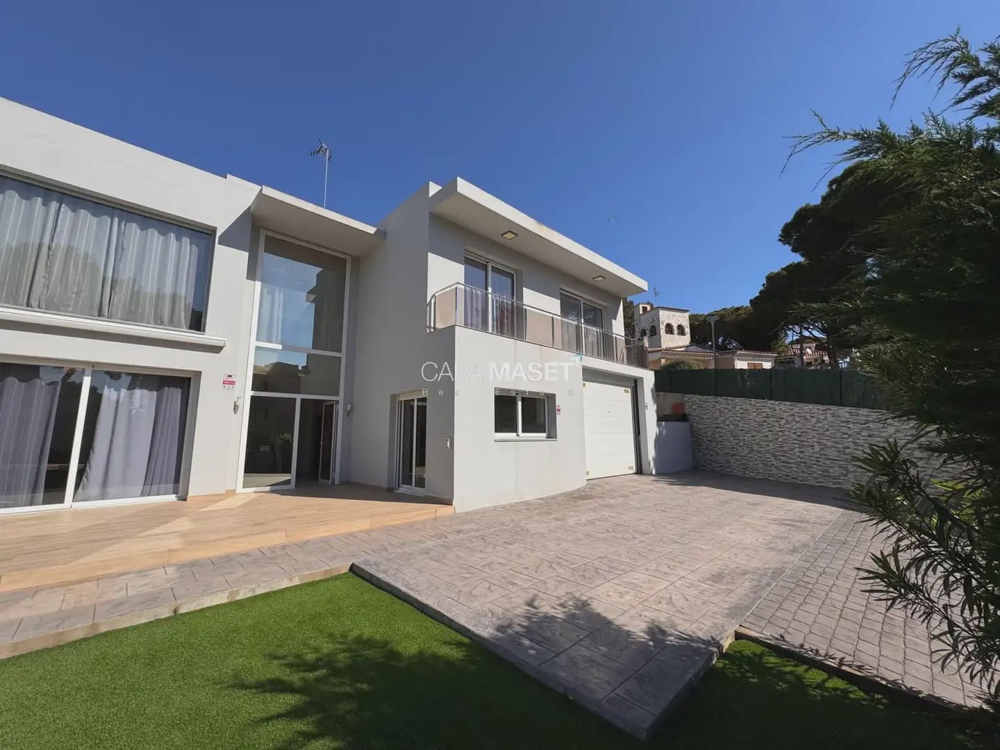 5 slaapkamer Villa te koop in Platja d'Aro met zwembad garage - € 1.350.000 (Ref: 9890814)