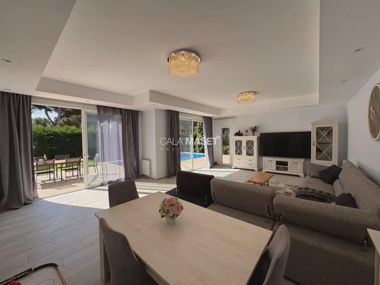 5 slaapkamer Villa te koop in Platja d'Aro met zwembad garage - € 1.350.000 (Ref: 9890814)