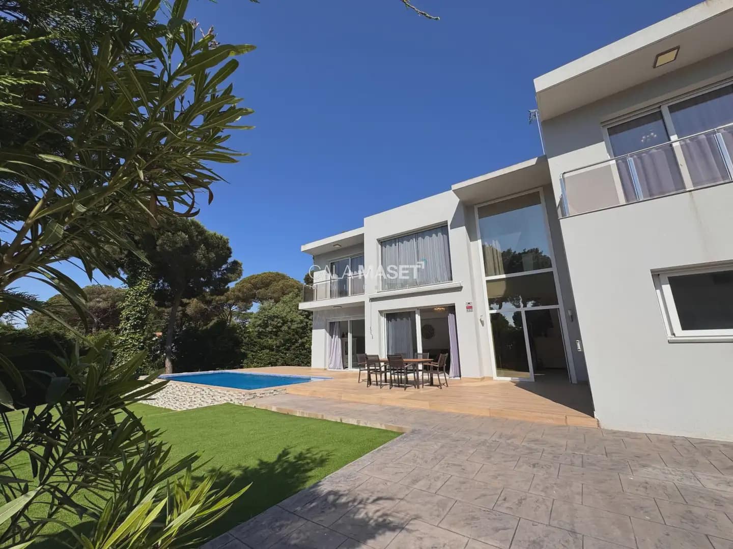 5 slaapkamer Villa te koop in Platja d'Aro met zwembad garage - € 1.350.000 (Ref: 9890814)