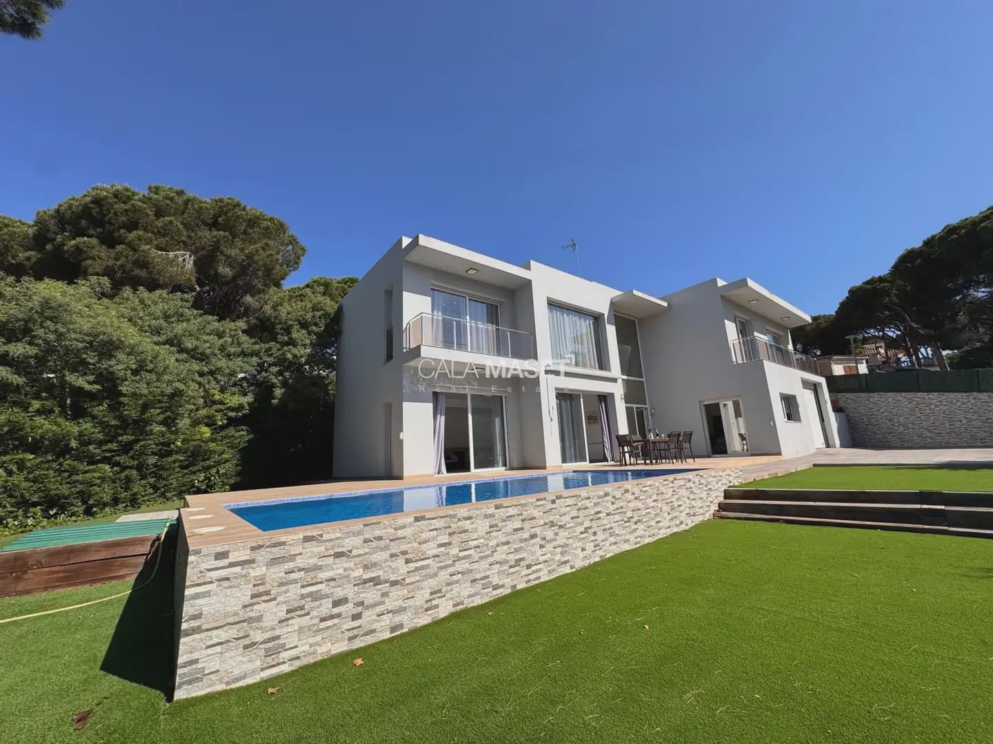 5 slaapkamer Villa te koop in Platja d'Aro met zwembad garage - € 1.350.000 (Ref: 9890814)