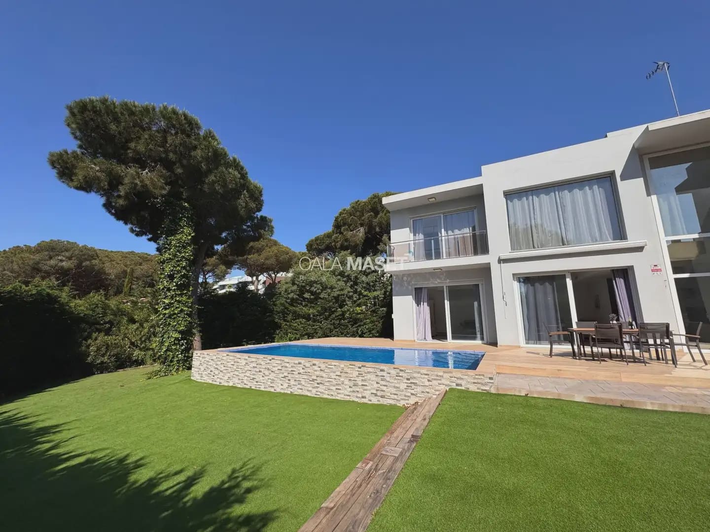 5 slaapkamer Villa te koop in Platja d'Aro met zwembad garage - € 1.350.000 (Ref: 9890814)
