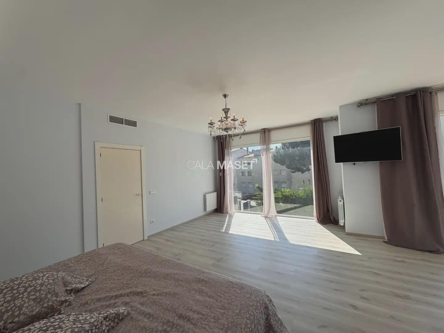 5 slaapkamer Villa te koop in Platja d'Aro met zwembad garage - € 1.350.000 (Ref: 9890814)