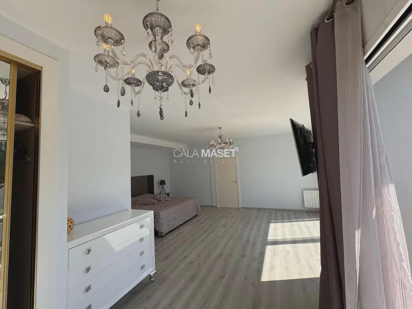 5 slaapkamer Villa te koop in Platja d'Aro met zwembad garage - € 1.350.000 (Ref: 9890814)