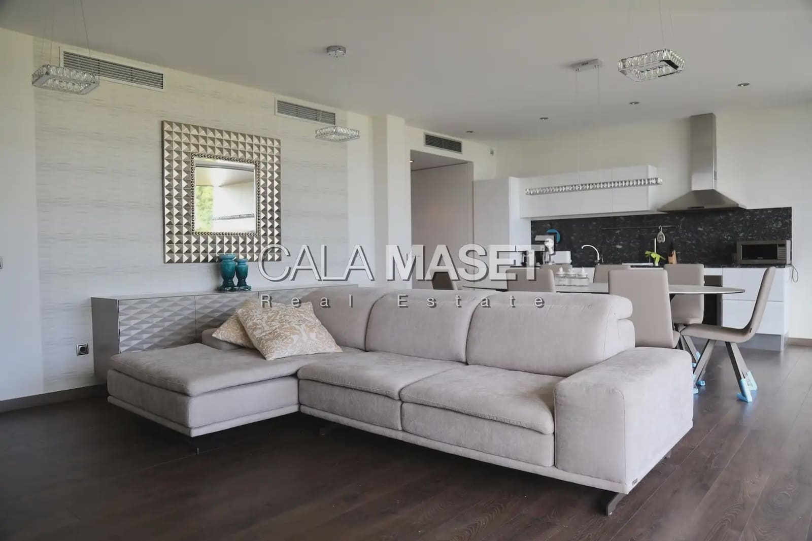 3 sovrum Lägenhet till salu i Castell-Platja d'Aro med garage - 1 950 000 € (Ref: 9890815)
