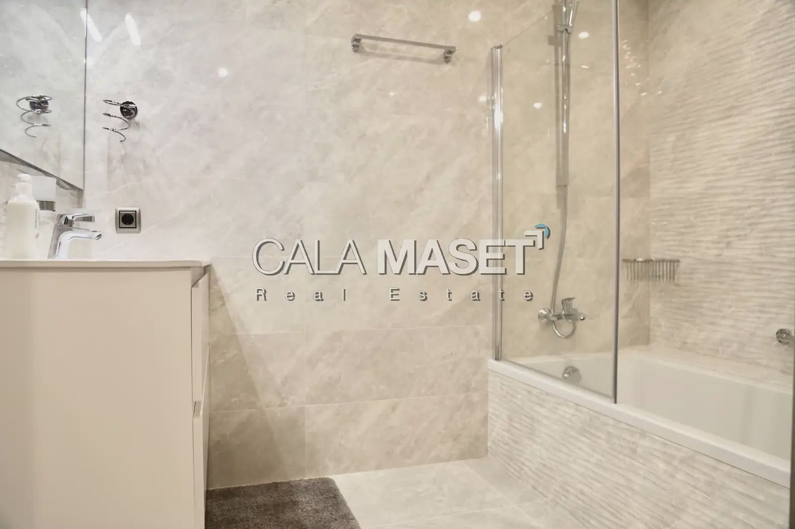 3 sovrum Lägenhet till salu i Castell-Platja d'Aro med garage - 1 950 000 € (Ref: 9890815)