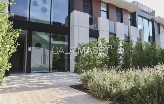 3 soveværelse Lejlighed til salg i Platja d'Aro, Castell-Platja d'Aro med garage - € 1.950.000 (Ref: 9890815)